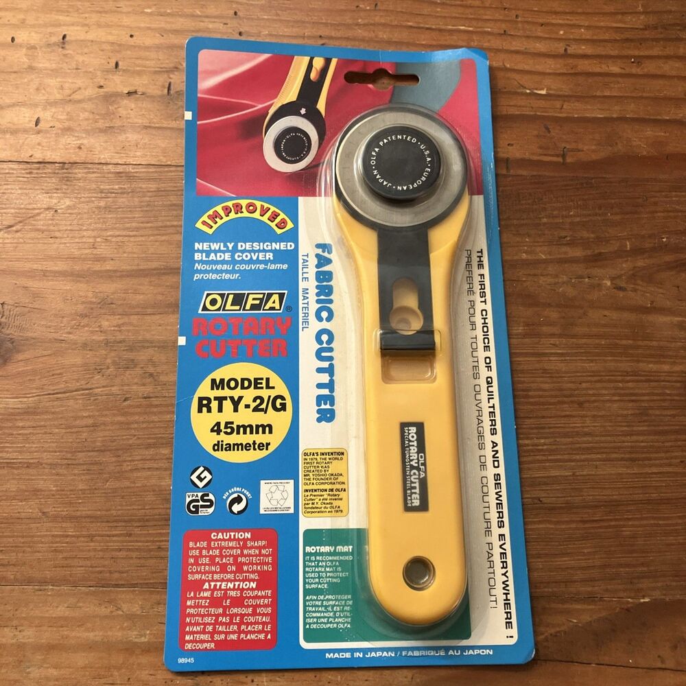 NEW OLFA 45mm ROTARY CUTTER  No. RTY-2/G Made in Japan